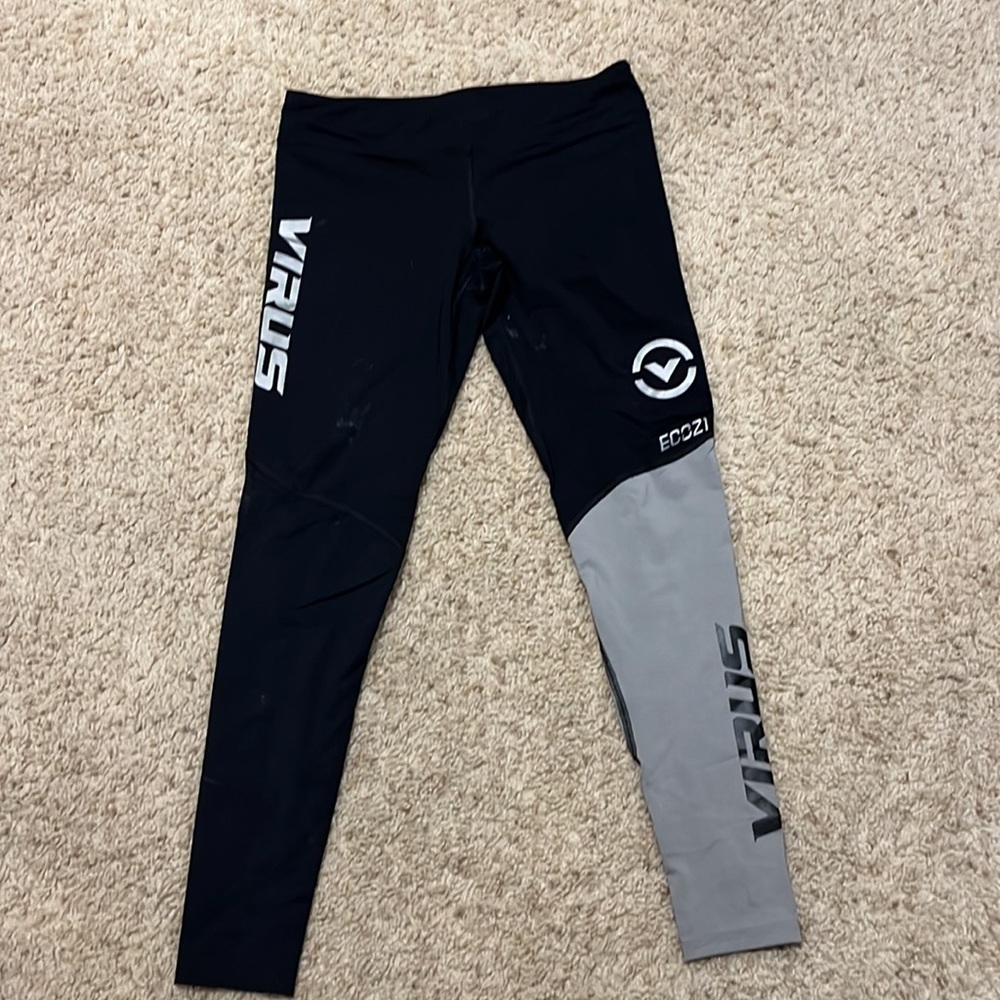 Virus compression leggings